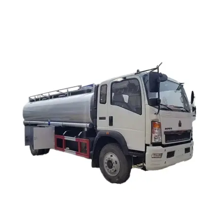 Sinotruk HOWO 4X2 Oil Fuel Tanker Truck