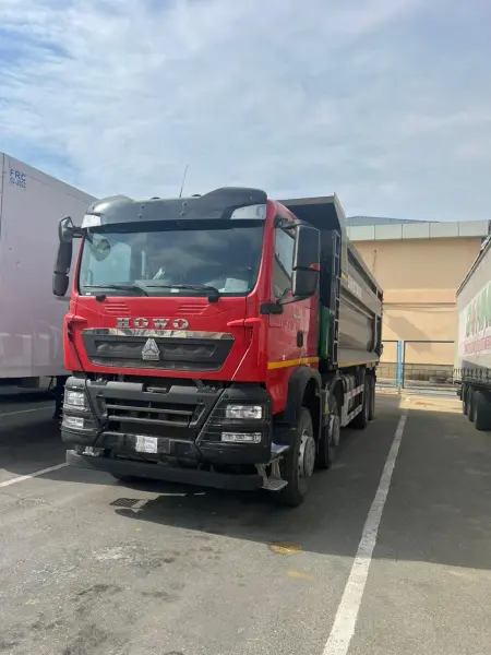 HOWO  6x4